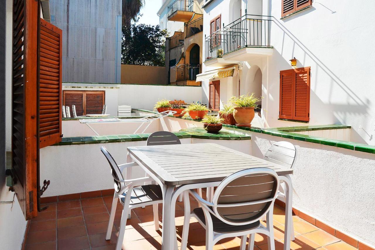 Precioso Apartamento A 3 Minutos De La Playa, Con Parking Gratuito Calella De Palafrugell Exterior photo